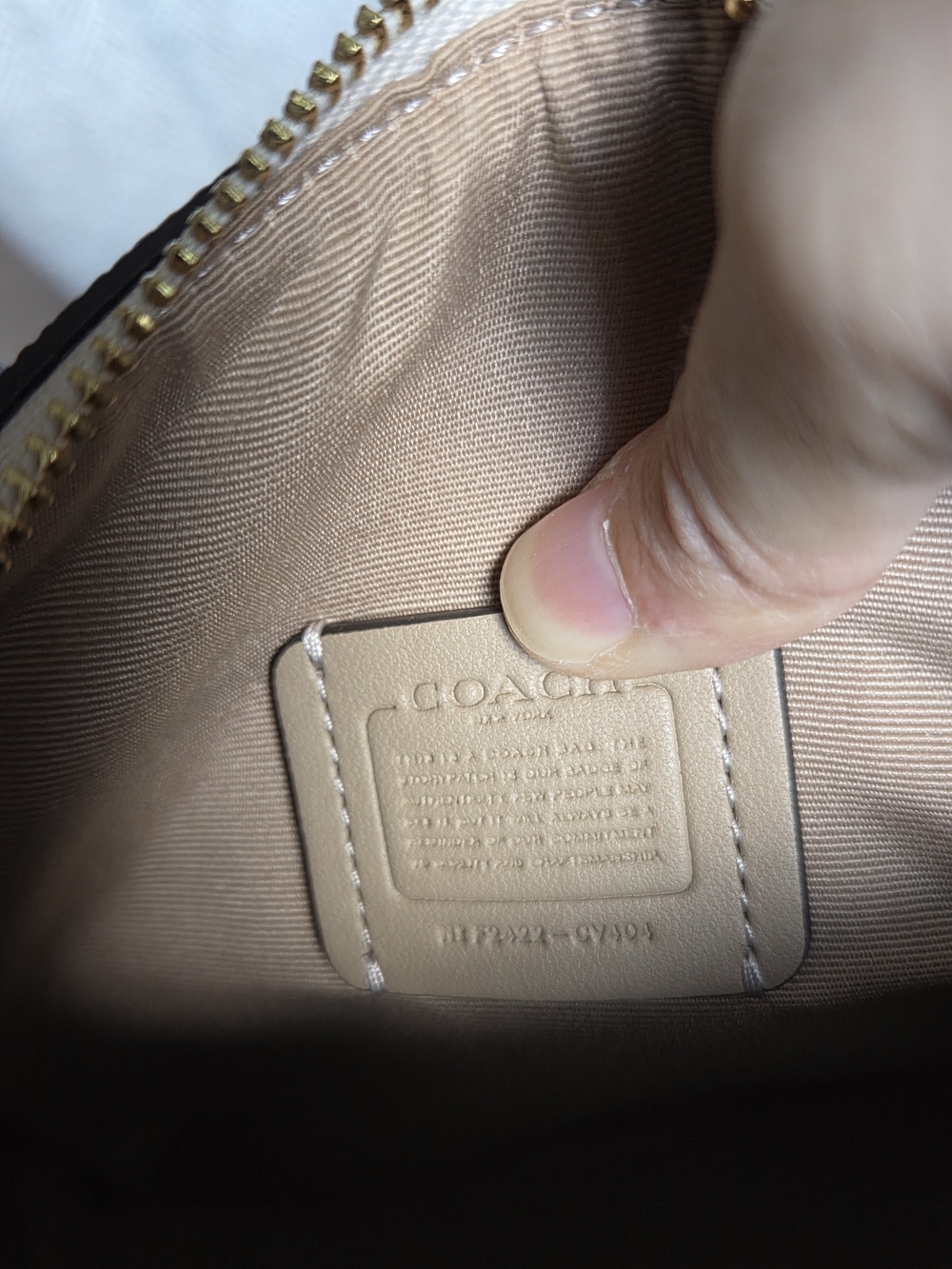 Coach Mini Rowan Crossbody Bag White CV404 - Picture 6 of 8